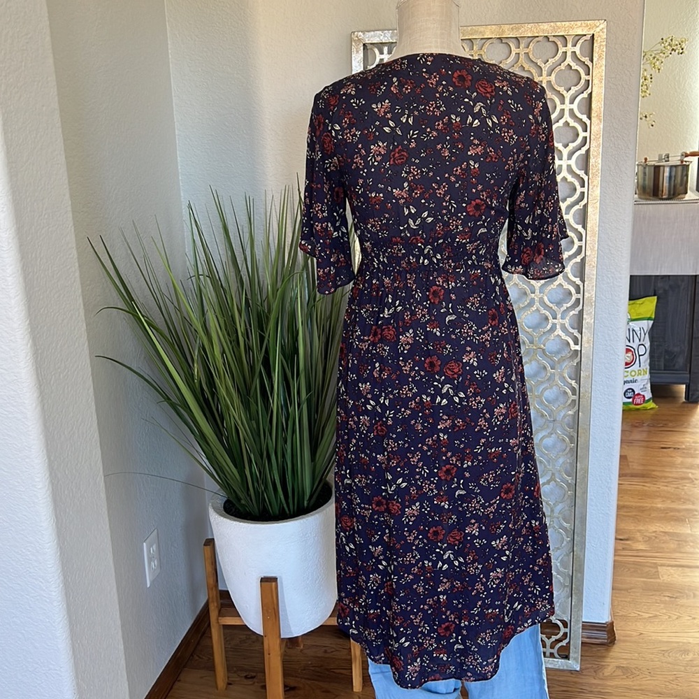 ADORABLE Sky and Sparrow High-low floral top. NWOT - Picture 3 of 5